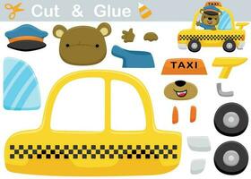 mignonne ours sur Taxi. éducation papier Jeu pour les enfants. coupé et collage. vecteur dessin animé illustration