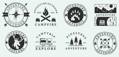 ensemble de aventure logo icône vecteur conception, divers paquet vacances feu de camp Montagne conception.