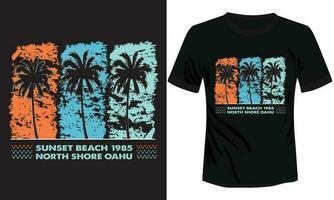 le coucher du soleil plage surfant T-shirt conception plam arbre vecteur illustration