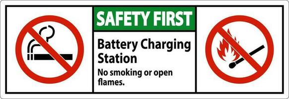 sécurité premier signe batterie mise en charge gare, non fumeur ou ouvert flammes vecteur
