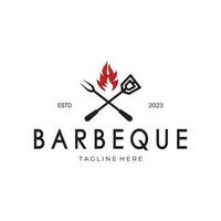 fumée et un barbecue barbecue ancien chaud gril, avec franchi flammes et spatule. logo pour restaurant, badge, café et bar.vecteur vecteur