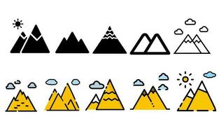 Montagne Icônes ensemble. camping, escalade, randonnée, Voyage et Extérieur des loisirs symbole. conception élément pour logo, Icônes, badges et Étiquettes. vecteur dessin animé plat style.