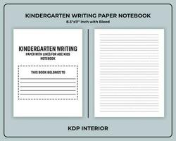 Jardin d'enfants l'écriture papier avec lignes carnet vecteur