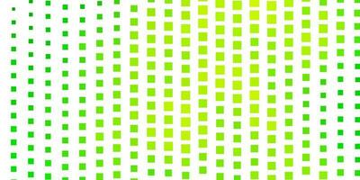 fond de vecteur vert clair, jaune dans un style polygonal.