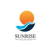 modèle de logo de lever de soleil. modèle de logo d'icône d'illustration vectorielle soleil sur l'horizon vecteur