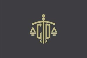 lettre co logo pour loi Bureau et avocat avec Créatif échelle et épée icône conception vecteur