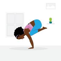 jeune femme noire pratiquant la pose de yoga d'équilibre des bras, jeune femme pratiquant la pose de yoga de grue, une jeune femme en tenue de lavande et de gymnastique bleue pratiquant le yoga à la maison. vecteur