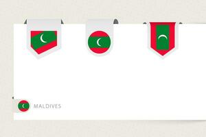 étiquette drapeau collection de Maldives dans différent forme. ruban drapeau modèle de Maldives vecteur