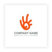 Orange empreintes et g lettre logo conception sur blanc Contexte adapté pour votre affaires logo besoins. vecteur