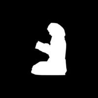 silhouette de le femme musulman ou musulman en train de lire Al coran ou Coran. format png vecteur