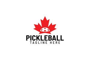 pickleball logo avec une combinaison de une Balle et une érable feuille pour pickleball club, tournoi, entraînement, etc. vecteur
