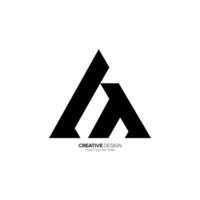 lettre une m t initiale moderne unique forme Triangle abstrait monogramme logo vecteur