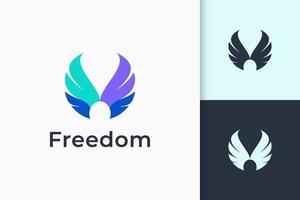 le logo de l'aile représente la liberté et le pouvoir pour l'avion ou la société de technologie vecteur