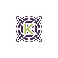 initiale lettre k intersection modèle Cadre celtique nœud logo vecteur