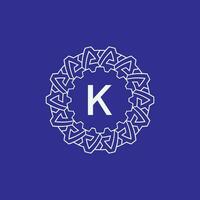 initiale lettre k moderne cercle Cadre ornement lignes unique modèle logo vecteur