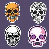 quatre crâne autocollants dans différent modes sur une violet Contexte vecteur