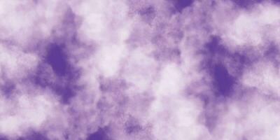 violet aquarelle Contexte. abstrait violet Contexte. violet et blanc des nuages arrière-plan, texture vecteur