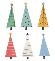 ensemble d'arbres de Noël mignons - design enfantin dessiné à la main. vecteur