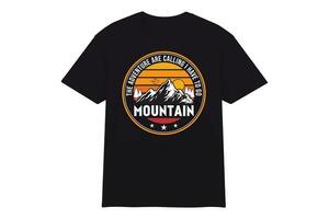 Montagne T-shirt conception vecteur