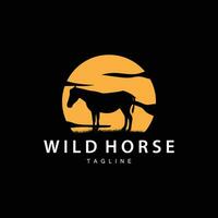 sauvage cheval logo ferme conception silhouette Facile vecteur illustration modèle