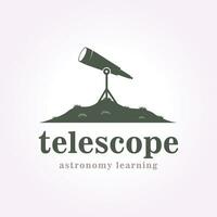 télescope logo sur colline, portée conception vecteur ancien astronomie illustration