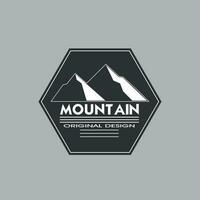 Montagne logo, pour Voyage aventure entreprise logo, vecteur illustration