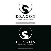 logo conception de Feu dragon tête et ailes isolé Contexte. vecteur