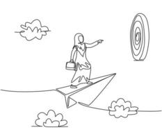 dessin continu d'une ligne jeune travailleuse arabe sur un avion en papier volant prêt à frapper la cible. chef d'entreprise de succès. concept de métaphore minimaliste. illustration graphique de vecteur de conception de ligne unique