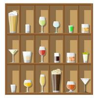 de l'alcool les boissons collection dans des lunettes sur étagères. Vodka Champagne du vin whisky Bière Cognac Tequila Cognac alcool Vermouth Gin Rhum Absinthe Sambuca Cidre Bourbon. vecteur illustration dans plat style.