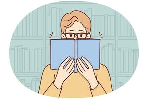 homme à lunettes lisant un livre dans la bibliothèque. un gars heureux dans les lunettes aime la littérature dans la librairie. l'éducation et l'apprentissage. illustration vectorielle. vecteur