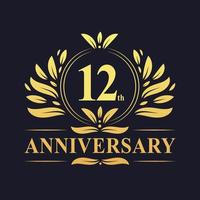 Conception du 12e anniversaire, logo d'anniversaire de 12 ans de couleur dorée luxueuse. vecteur