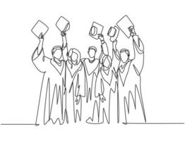 un seul dessin au trait d'un groupe d'étudiants masculins et féminins lève leur casquette en l'air pour célébrer l'obtention de leur diplôme. concept d'éducation ligne continue dessiner illustration vectorielle de conception vecteur