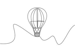 dessin d'une seule ligne de montgolfière avec motif à rayures et une nacelle de passagers volant haut dans le ciel. expérience de vacances. ligne continue moderne dessiner illustration vectorielle graphique de conception. vecteur