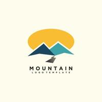 logo de montagne identité de marque conception de vecteur d'entreprise