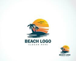 plage logo Créatif lever du soleil Voyage beauté la nature conception concept vecteur