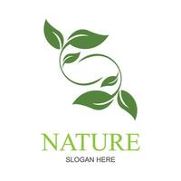 la nature Créatif symbole biologique concept. bio à base de plantes santé se soucier abstrait affaires éco logo. Frais nourriture, cercle emballer, beauté flore, pharmacie icône. entreprise identité logotype, entreprise graphique vecteur