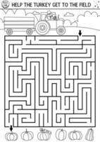 jour de thanksgiving labyrinthe noir et blanc pour les enfants. activité imprimable de la ligne de vacances d'automne. jeu de labyrinthe de contour d'automne ou puzzle avec un oiseau mignon conduisant un tracteur. aider la dinde à se rendre sur le terrain vecteur