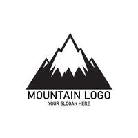 Montagne logo modèle conception minimaliste vecteur