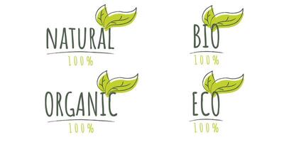vecteur ensemble de éco, biologique, biologique Naturel des produits étiqueter, autocollant. logo modèle avec main tiré charbon crayon vert feuilles pour biologique des produits