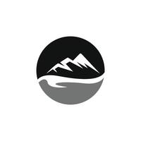 logo d & # 39; icône de montagne vecteur