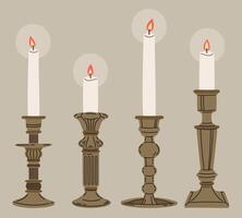 bougies dans ancien candélabre et chandeliers. griffonnage bougies dans ancien titulaires, bronze candélabres et classique ancien chandeliers vecteur illustration ensemble