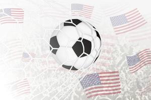 nationale Football équipe de Etats-Unis marqué but. Balle dans objectif filet, tandis que Football partisans sont agitant le Etats-Unis drapeau dans le Contexte. vecteur