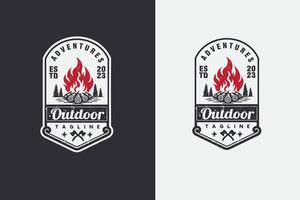 feu de camp bois de chauffage camping Extérieur ancien badge logo conception modèle illustration vecteur