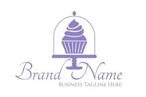 violet petit gâteau logo avec muffin titulaire pour boulangerie vecteur