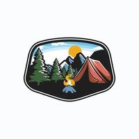 Montagne aventure logo. randonnée et camping ancien logo conception vecteur