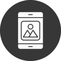 icône inversée de glyphe d'application mobile vecteur