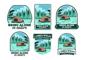 camping seul dans la nature. ancien Extérieur illustration badge conception vecteur