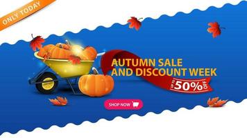 vente d'automne et semaine de remise, bannière bleue avec brouette de jardin avec une récolte de citrouilles et de feuilles d'automne vecteur
