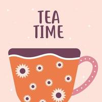 lettrage de l'heure du thé avec une tasse de café orange et des fleurs vecteur