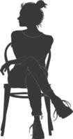 silhouette femme séance dans le chaise noir Couleur seulement vecteur